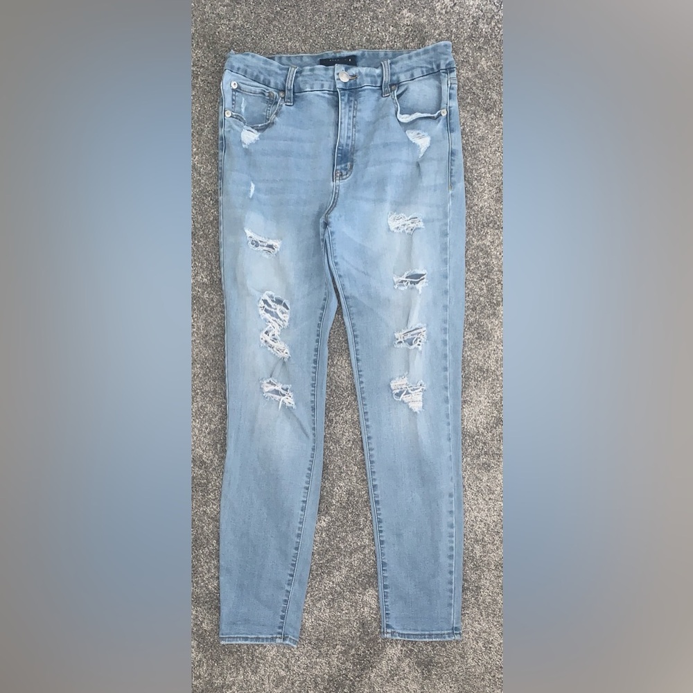 Aeropostale Blue Skinny Jeans Distressed Style
